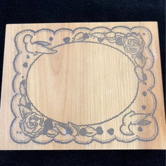 Rubber Stamp (Large Dove Frame) - Picture 1 of 3